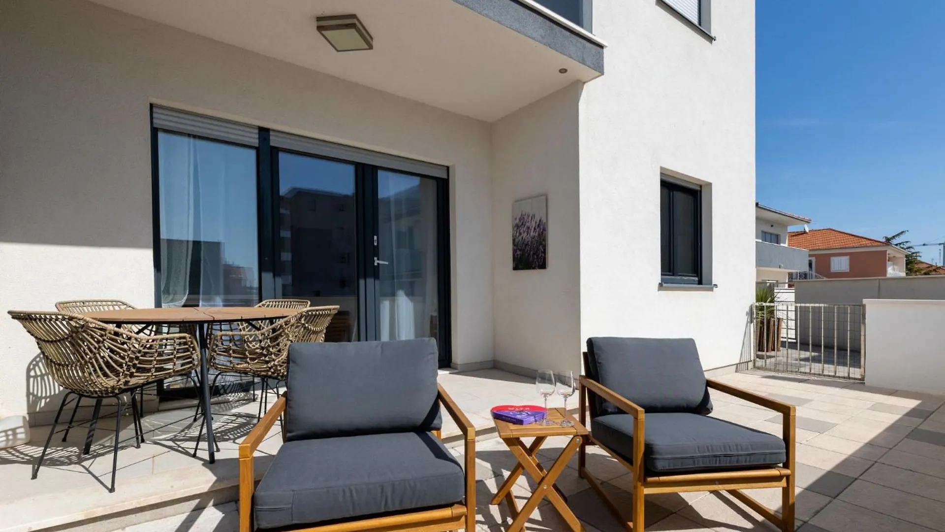 Apartment Sole By Interhome 트로기르